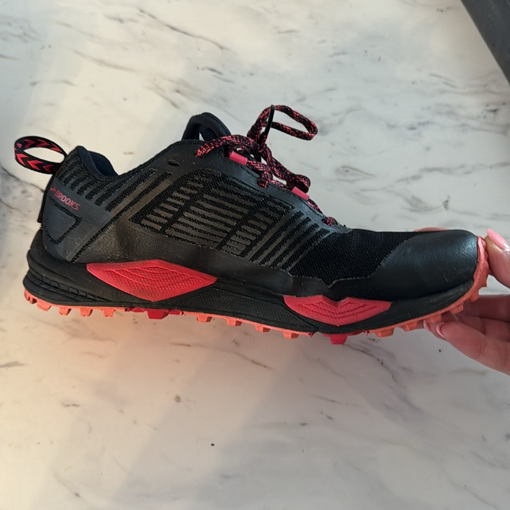 Brooks Cascadia 13 Sneakers - Picture 5 of 7